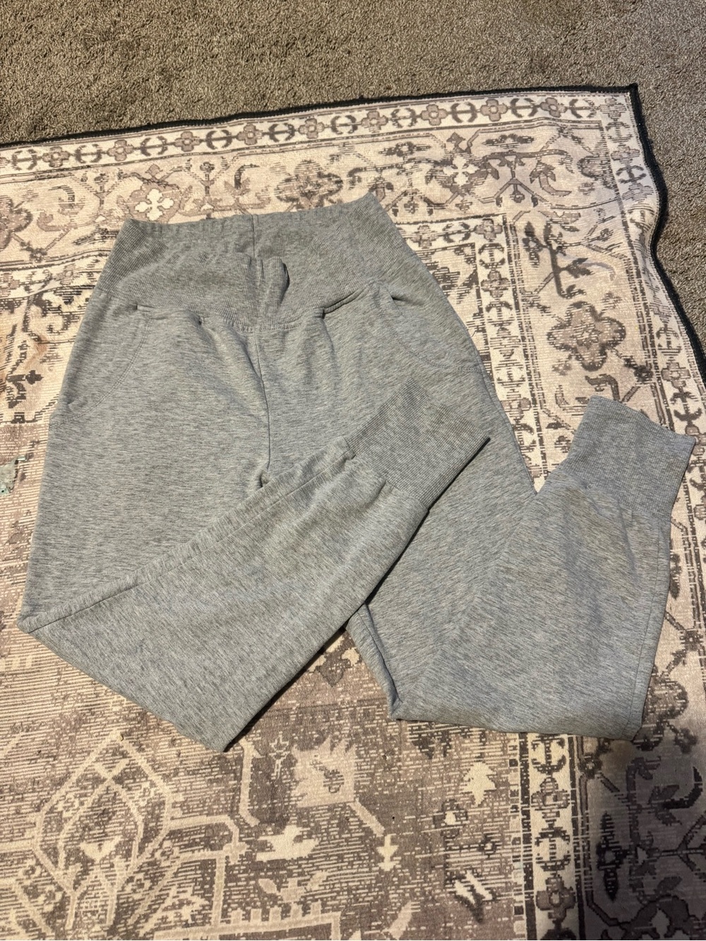 SO Women's Light Gray High-Rise Jogger Track Pants
